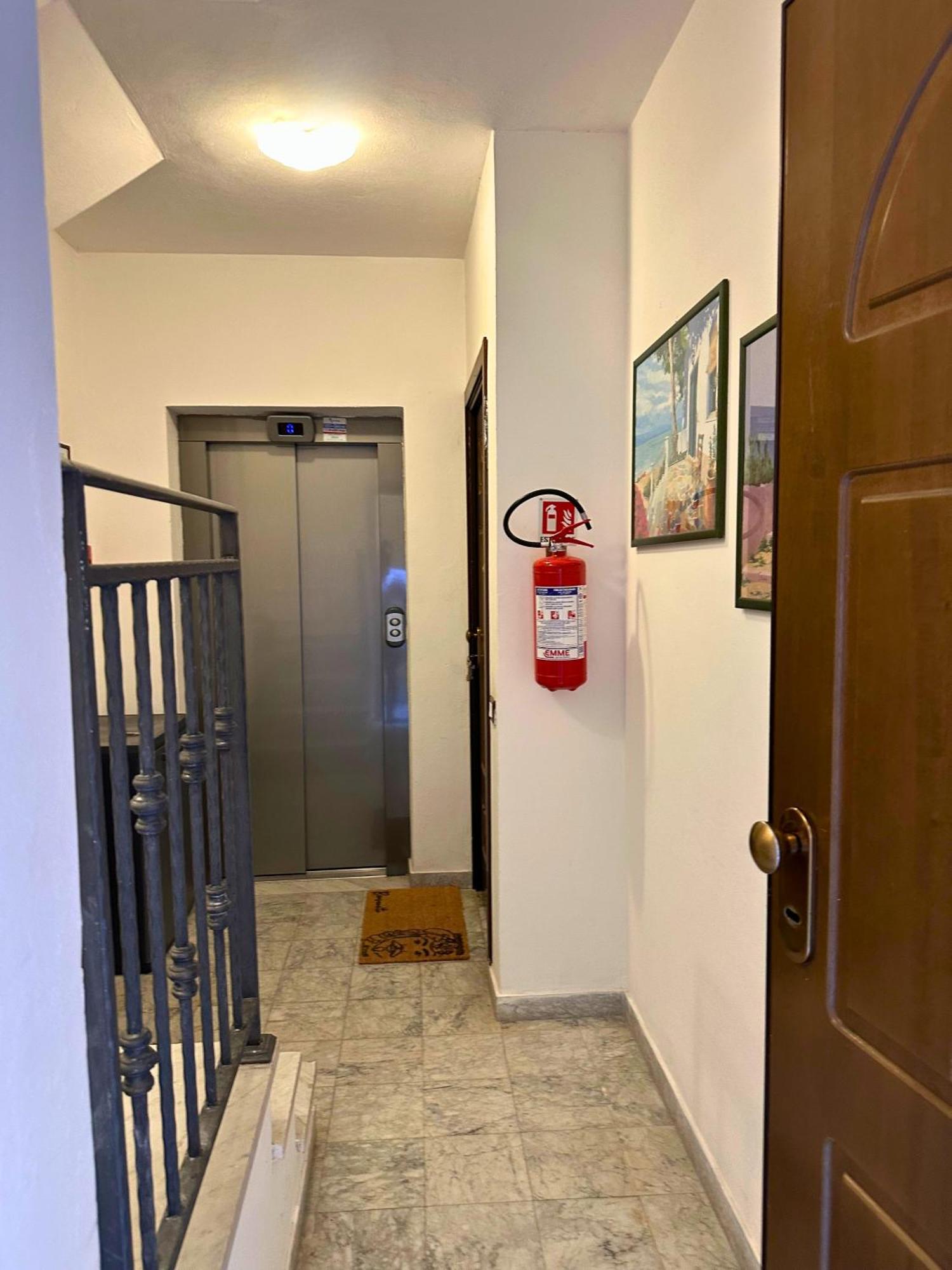 Appartamenti-Residence Al Massimo Palermo Eksteriør billede